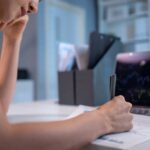 Mengenal Musuh Terbesar: 10 Fakta Mengapa Diri Sendiri Sering Jadi Penghalang Sukses